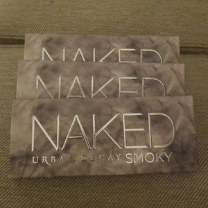 NAKED URBAN DECAY SMOKY PALETTE BRAND NEW!!!